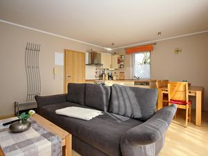 24025511-Ferienwohnung-6-Ostseebad Kühlungsborn-300x225-1