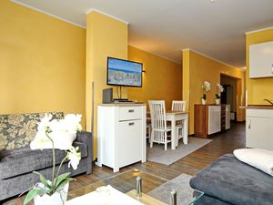 24025573-Ferienwohnung-3-Ostseebad Kühlungsborn-300x225-2