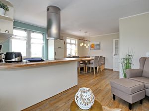 24026067-Ferienwohnung-6-Ostseebad Kühlungsborn-300x225-4