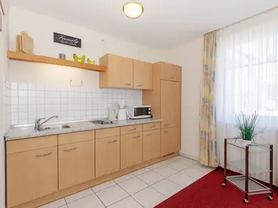 Ferienwohnung für 6 Personen (72 m²) in Ostseebad Kühlungsborn 3/10