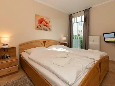 Schlafzimmer mit Doppelbett