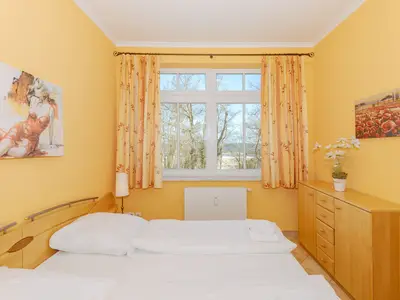 Schlafzimmer mit Doppelbett Schlafzimmer mit Doppelbett