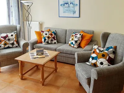 Wohn-Essbereich mit Couch