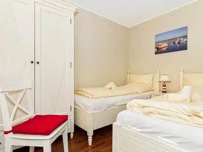 Ferienwohnung für 4 Personen (103 m²) in Ostseebad Kühlungsborn 8/10 Ferienwohnung für 4 Personen (103 m²) in Ostseebad Kühlungsborn 8/10