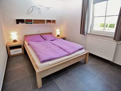 Schlafzimmer mit Doppelbett