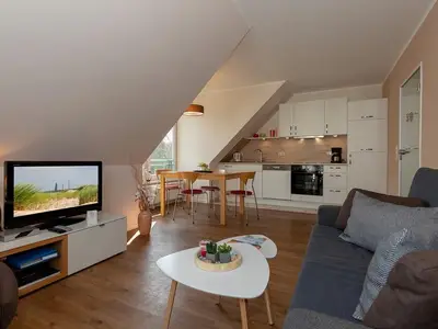 Wohn-Essbereich mit Couch