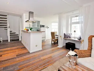 Ferienwohnung für 4 Personen (105 m²) in Ostseebad Kühlungsborn 2/10 Ferienwohnung für 4 Personen (105 m²) in Ostseebad Kühlungsborn 2/10