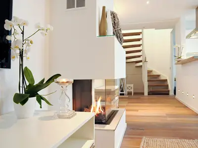 Wohn-Essbereich mit Kamin Wohn-Essbereich mit Kamin