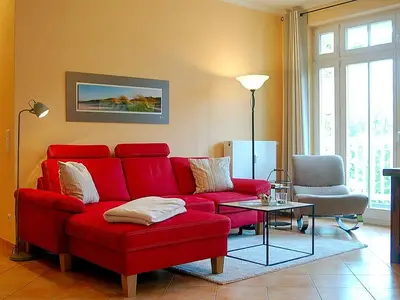 Wohn-Essbereich mit Couch