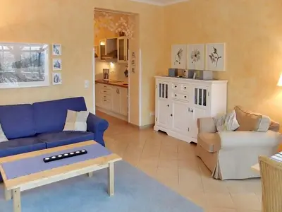 Wohn-Essbereich mit Couch