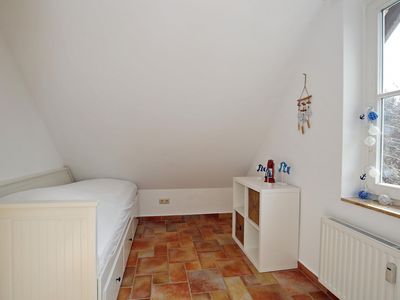 2. Schlafzimmer mit Ausziehbett