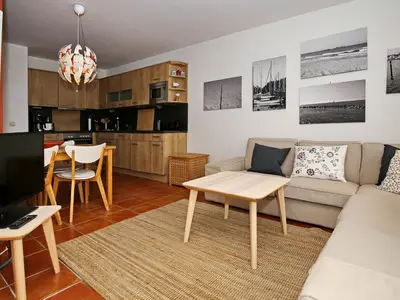 Wohnzimmer mit Essbereich