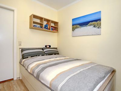 2. Schlafzimmer mit Doppelbett