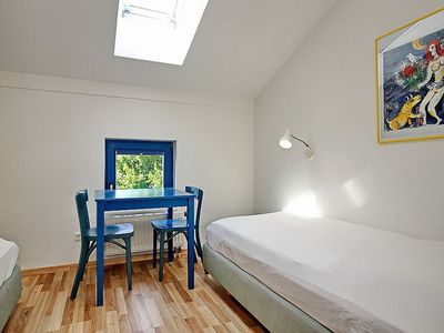zweites Schlafzimmer mit Einzelbetten