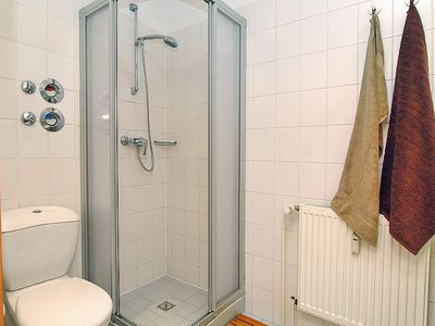 Badezimmer mit Dusche