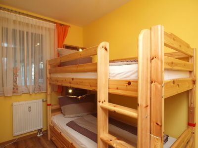 2. Schlafzimmer mit Etagenbett