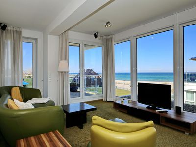 Wohnzimmer mit Blick zur Ostsee