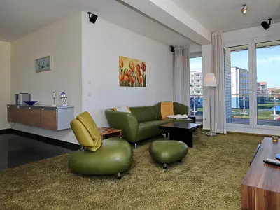 Wohnzimmer mit Sofa