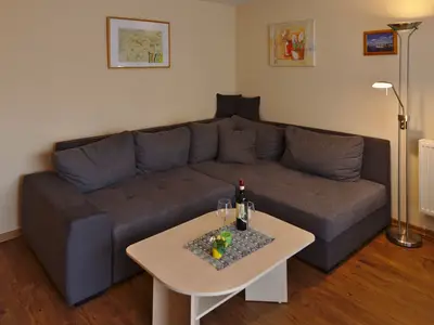 Wohnzimmer mit Schlafcouch