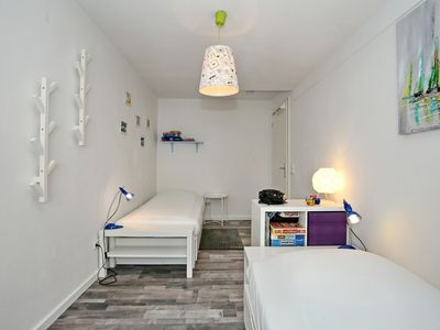 2. Schlafzimmer mit 2 Einzelbetten