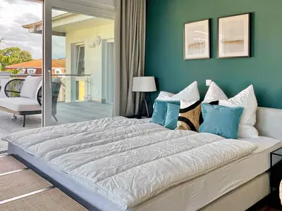 Schlafzimmer mit Boxspringbett Schlafzimmer mit Boxspringbett