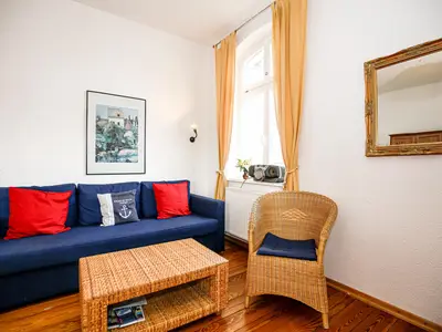 Wohnzimmer mit 3-er Sofa
