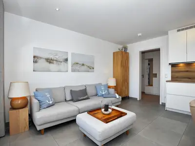 Wohnzimmer mit Sofa