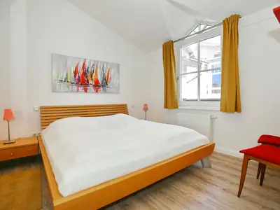 1. Schlafzimmer mit Doppelbett