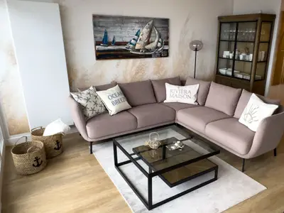 Wohn-Essbereich mit Couch