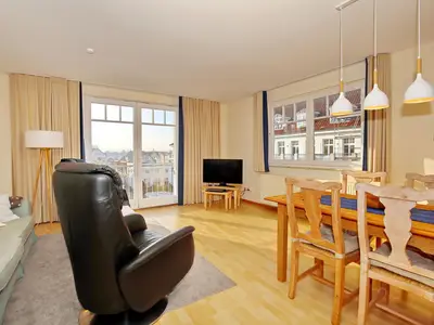 Wohnzimmer mit Essbereich Wohnzimmer mit Essbereich
