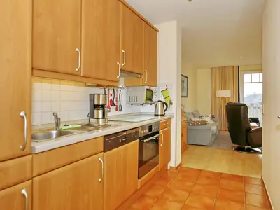 Küche mit Blick zum Wohnzimmer Küche mit Blick zum Wohnzimmer