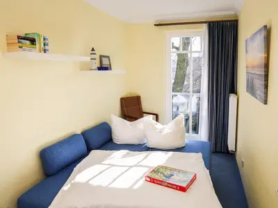 2. Schlafzimmer mit ausgeklappter Schlafcouch 2. Schlafzimmer mit ausgeklappter Schlafcouch