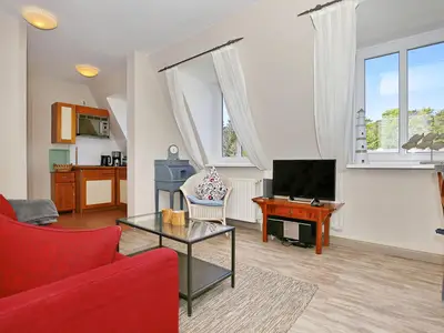 Wohnzimmer mit Blick zur Küche