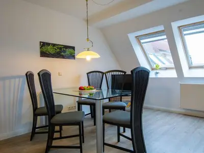 Ferienwohnung für 6 Personen (98 m²) in Ostseebad Kühlungsborn 10/10