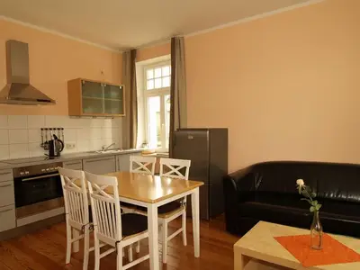 Ferienwohnung für 3 Personen (40 m²) in Ostseebad Kühlungsborn 1/10
