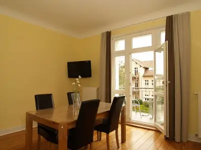 Ferienwohnung für 3 Personen (50 m²) in Ostseebad Kühlungsborn 1/10