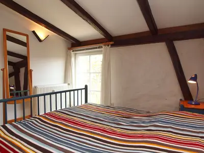 Schlafzimmer mit Doppelbett
