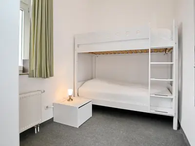 zweites Schlafzimmer mit Etagenbett