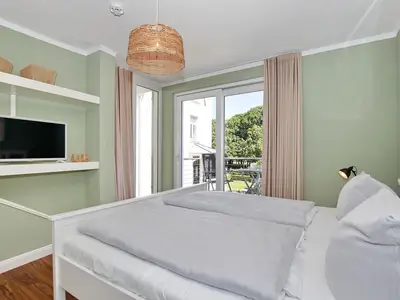 Schlafzimmer mit TV