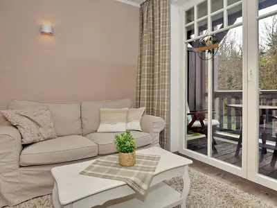 Wohnzimmer mit Couch