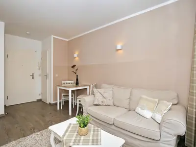 Wohnzimmer mit Blick zum Essbereich