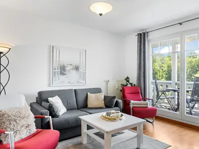 Wohn-Essbereich mit Couch