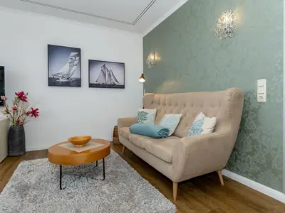 Wohn-Essbereich mit Couch