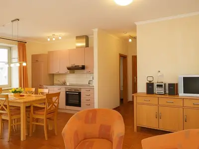 Ferienwohnung für 6 Personen (74 m²) in Ostseebad Kühlungsborn 1/10