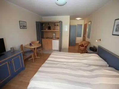 Ferienwohnung für 2 Personen (26 m²) in Ostseebad Kühlungsborn 4/6