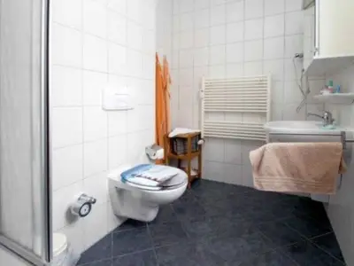 Ferienwohnung für 3 Personen (48 m²) in Ostseebad Kühlungsborn 6/8