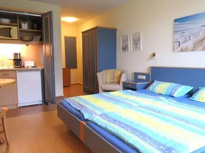 Ferienwohnung für 2 Personen (26 m²) in Ostseebad Kühlungsborn 6/7