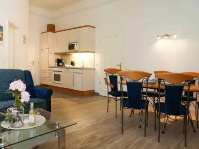 Ferienwohnung für 4 Personen (78 m²) in Ostseebad Kühlungsborn 5/10