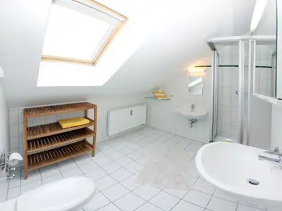 Ferienwohnung für 6 Personen (57 m²) in Ostseebad Kühlungsborn 5/10
