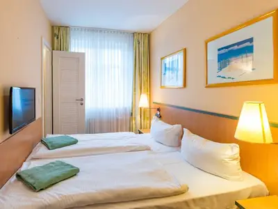 Ferienwohnung für 3 Personen (40 m²) in Ostseebad Kühlungsborn 9/10